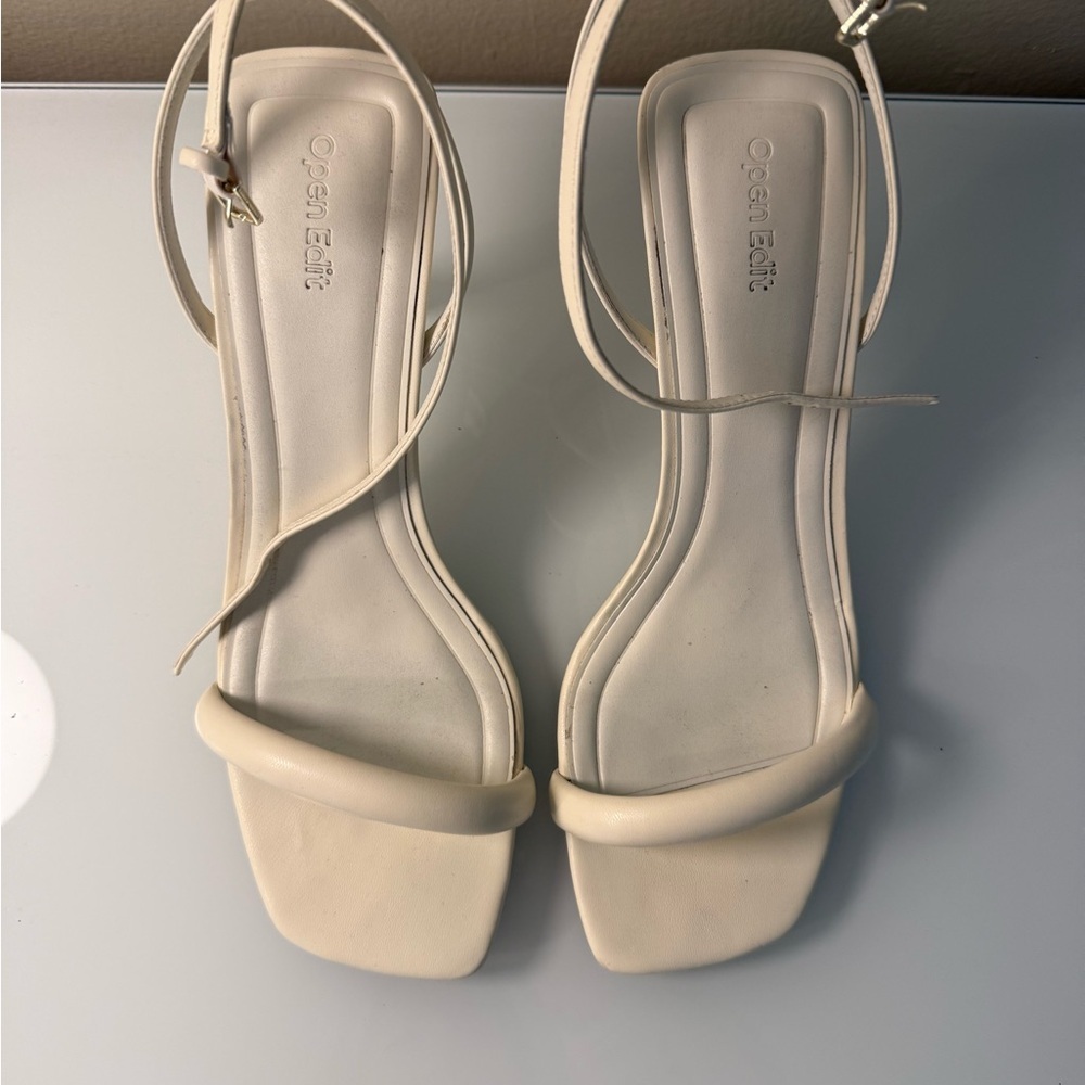 Women's Cream Sandals - Picture 2 of 4